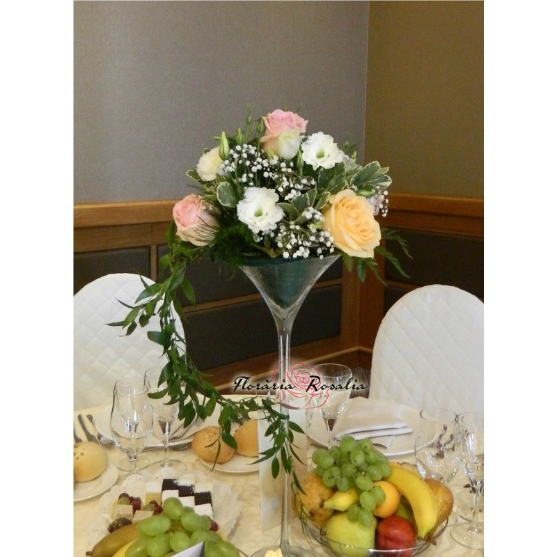 Aranjament pe cupa Martini nr 1