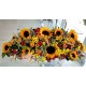 Aranjament cu floarea soarelui si miniroze