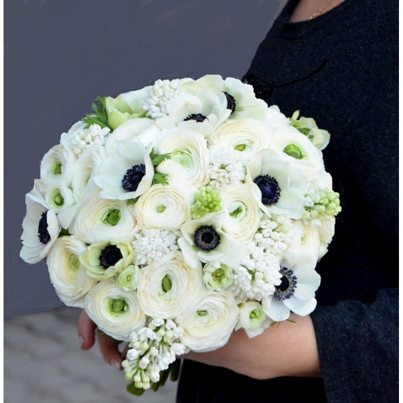 Buchet anemone, ranunculus si liiliac