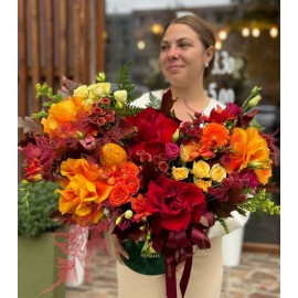 Cutie de toamna cu miniroze Cutie de toamna cu miniroze