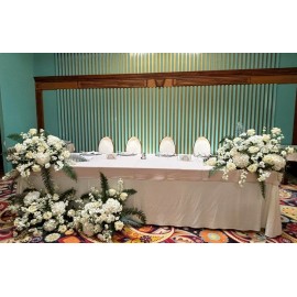 Prezidiu premium cu flori albe