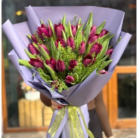 Buchet 25 lalele mov