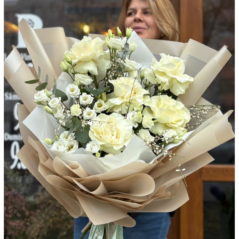 Buchet Elegant Rosalia