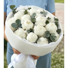 Buchet „White Peony”