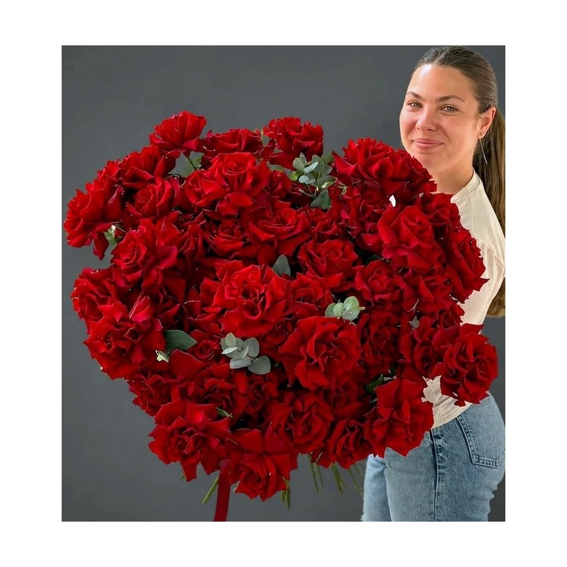Buchet 55 trandafiri rosii