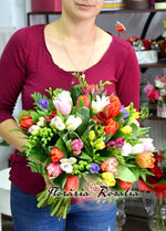 Buchet 31 lalele si frezii colorate