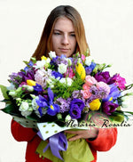 Buchet impresionant cu flori de primavara