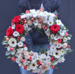Coronita eleganta cu rosu