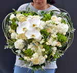Aranjament inima cu phalaenopsis