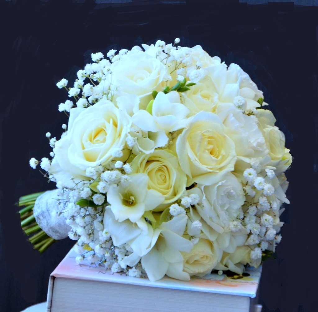 Buchet mireasa alb