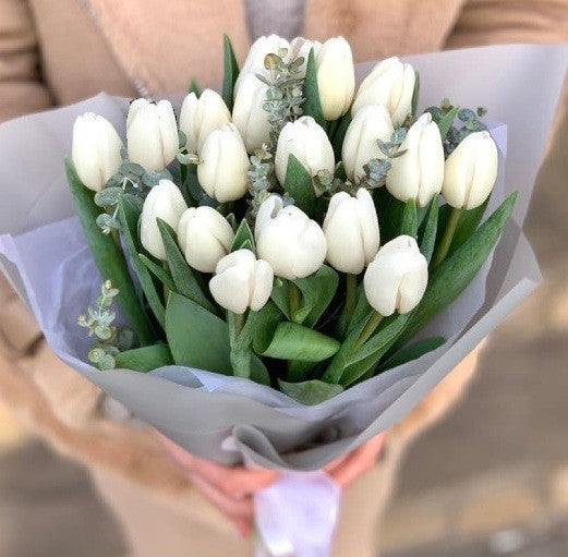 Buchet lalele albe
