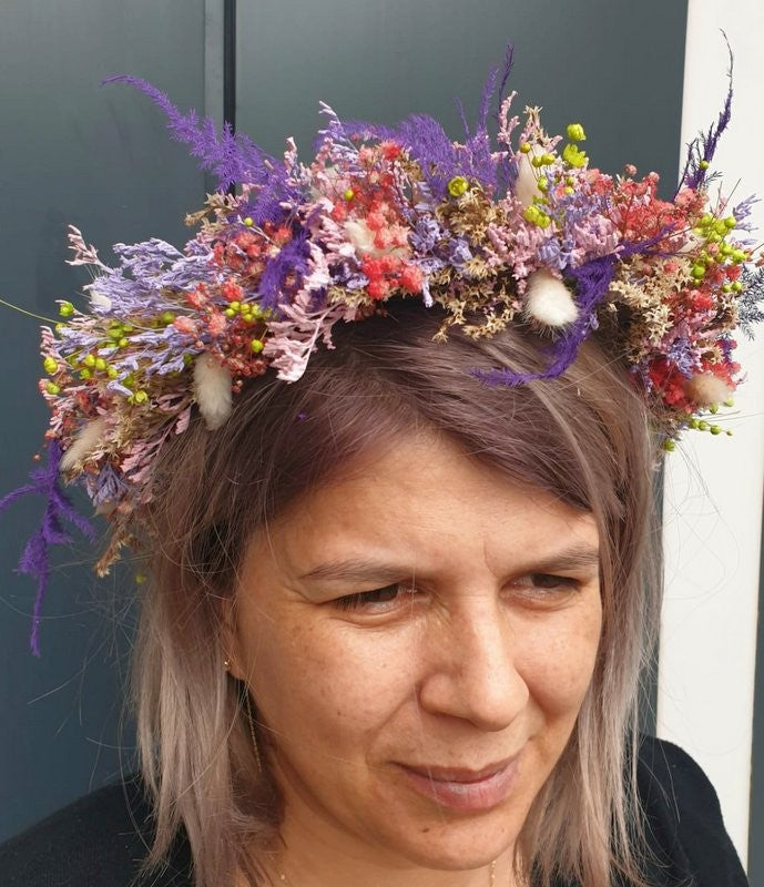 Coronita cu flori uscate