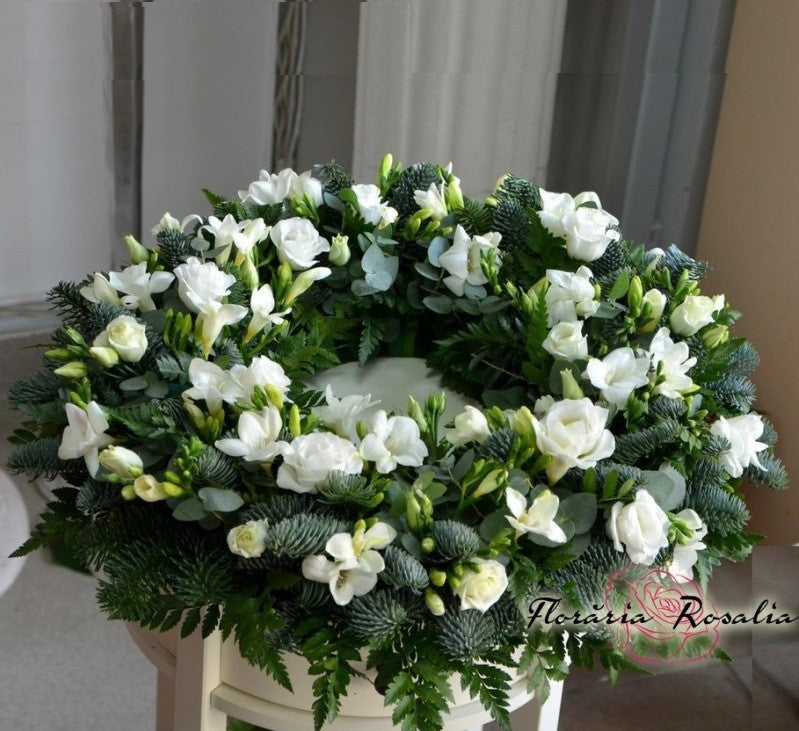 Coronita funerara cu frezii si eustoma