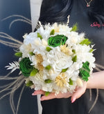 Buchet alb-verde  cu flori criogenati