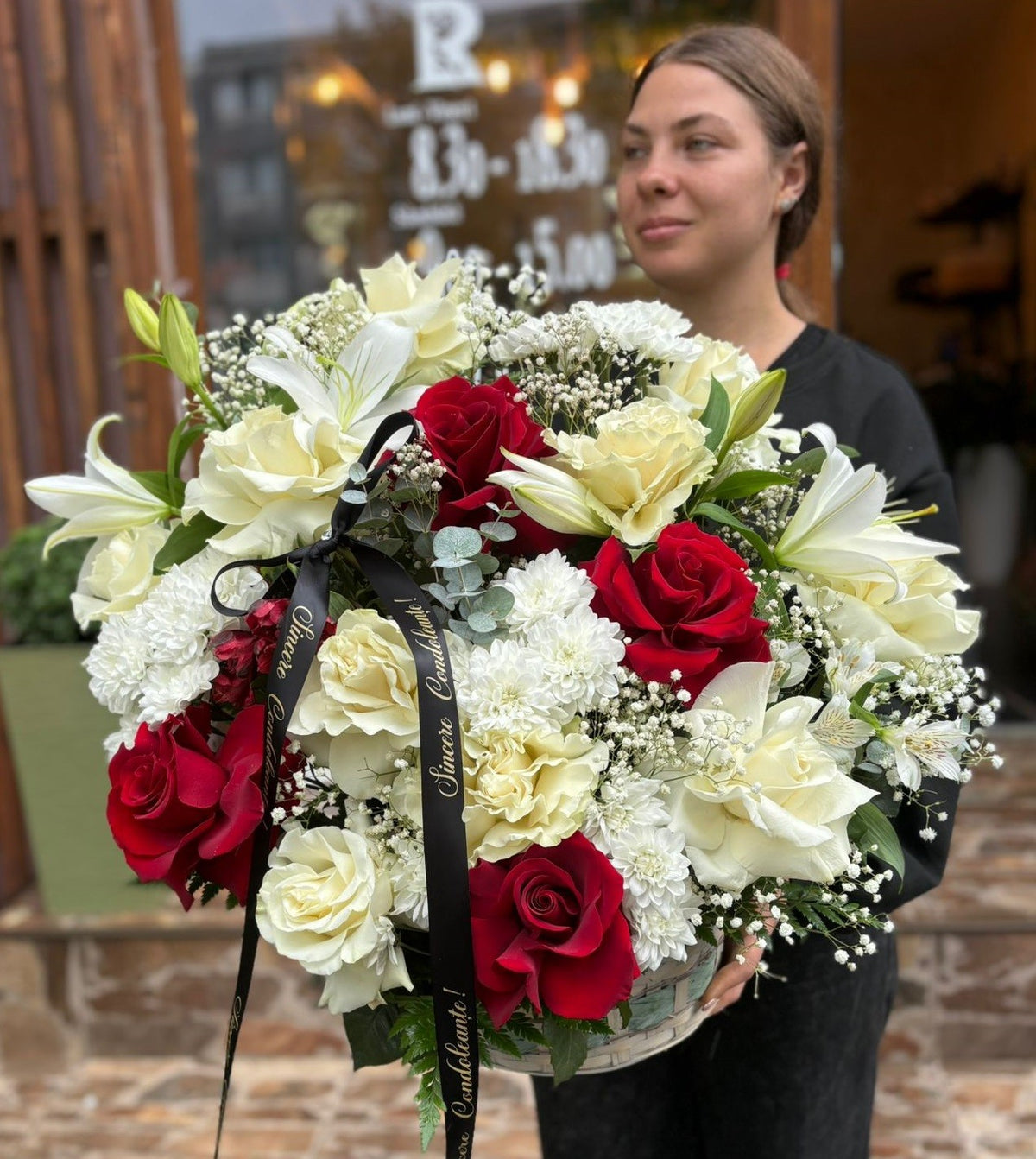 Cos funerar alb-rosu