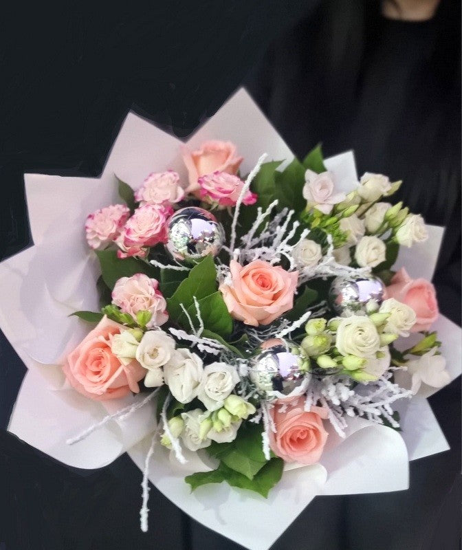 Buchet Delicat de Iarnă Roz
