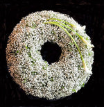 Coroana cu gypsophila si cale