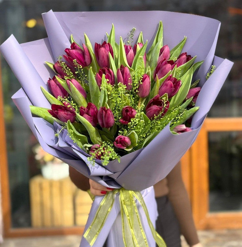 Buchet 25 lalele mov